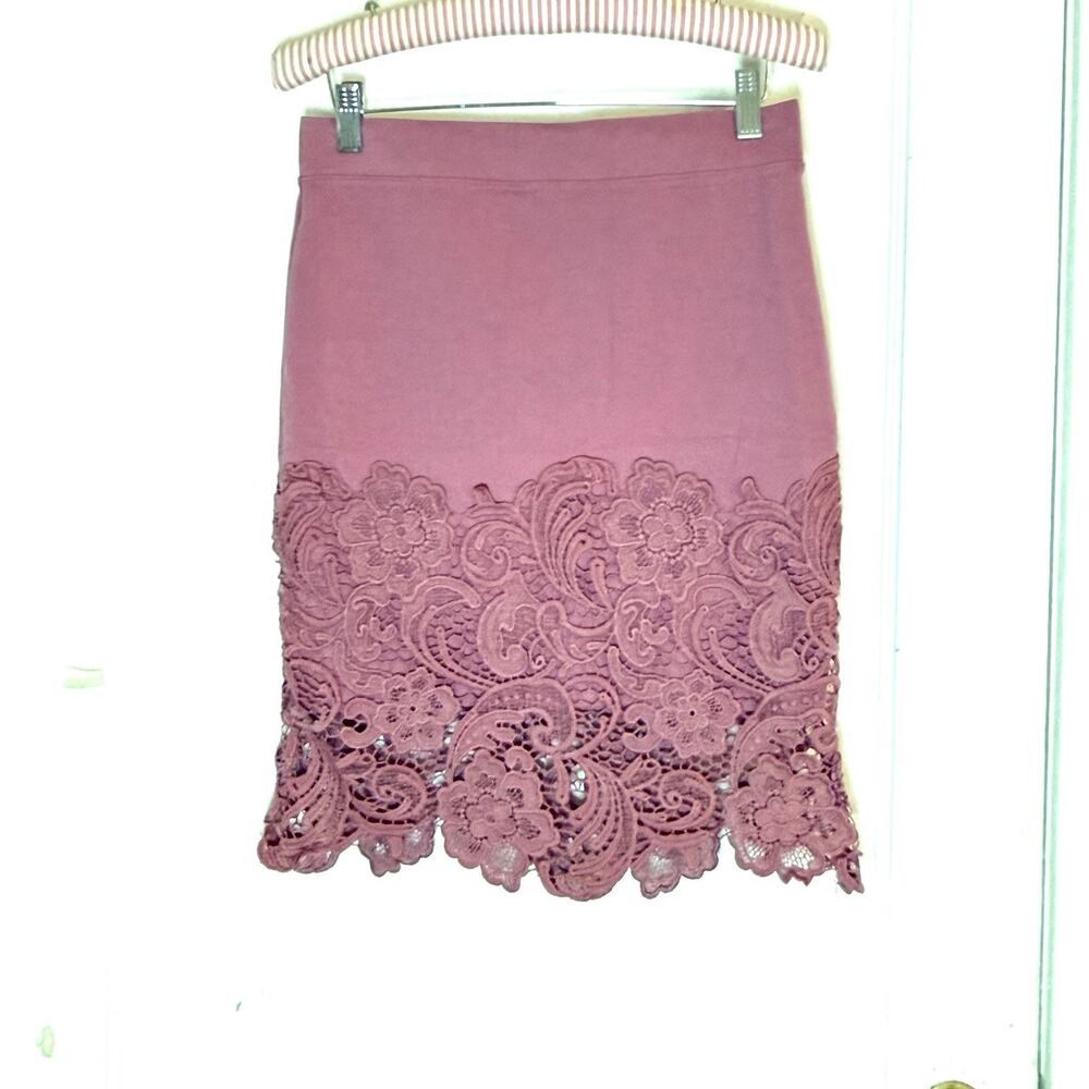 Haute Monde Lace Skirt Sz M Knee Length Romantic and Sexy Cinnamon Color Boho